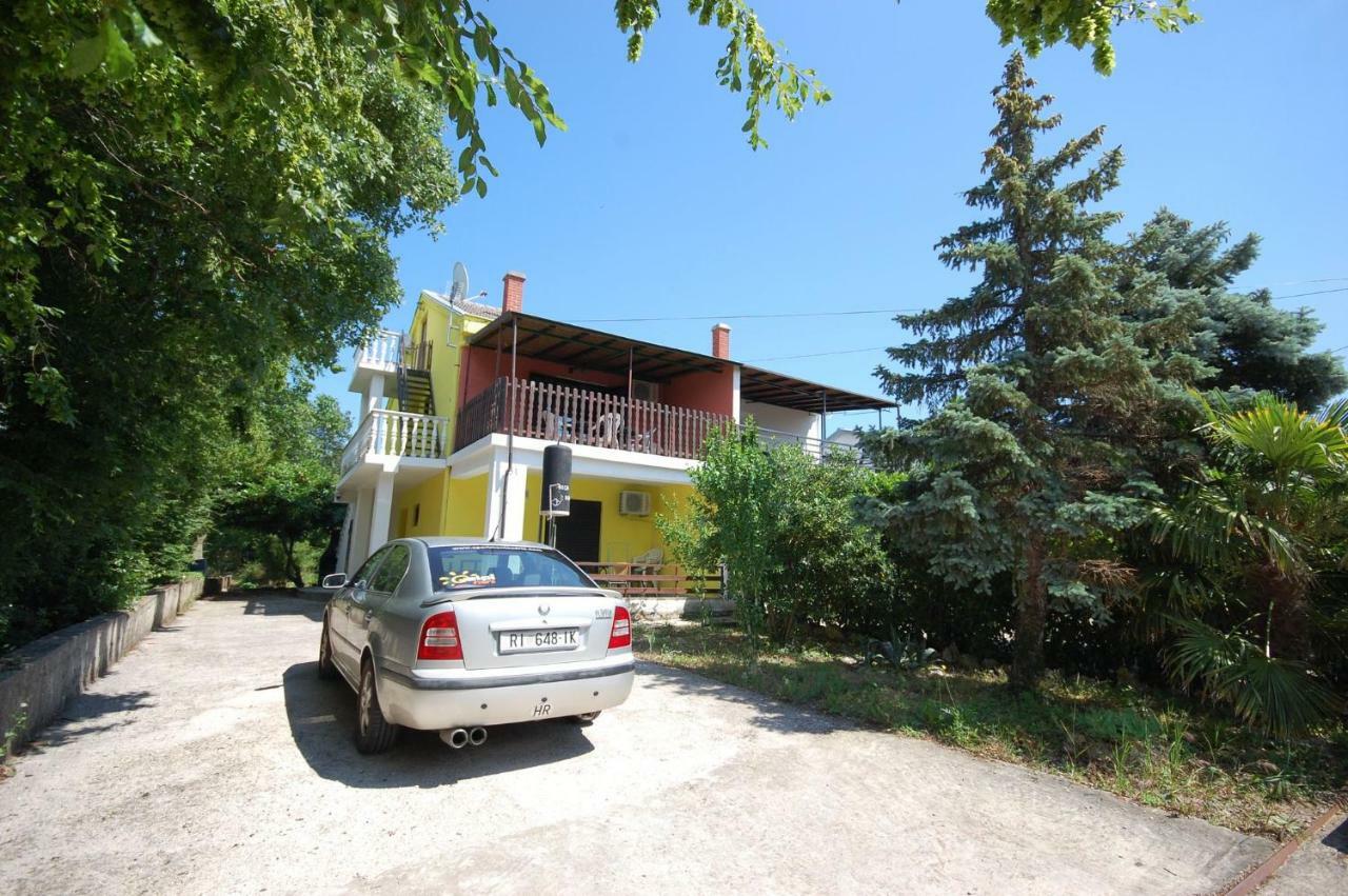 Apartments Juric By El-Pi Tours Нівице Екстер'єр фото